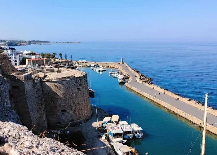 Διαμέρισμα Sea View Kyrenia Κερύνεια