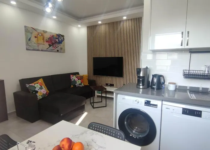 Sea View Kyrenia * キレニア