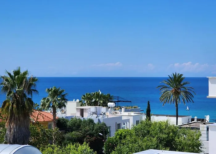 Sea View Kyrenia アパート